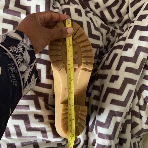 SOLD!!! Zigisoho sz 10 NWOT heeled hiking boots - Picture 4 of 6